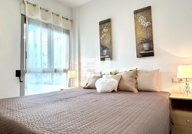 Segunda mano - Apartamento  - Torrevieja - Centro