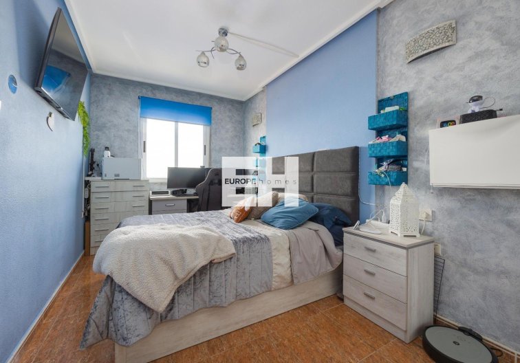 Segunda mano - Apartamento  - Torrevieja - Centro