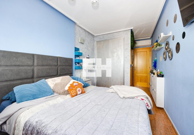 Segunda mano - Apartamento  - Torrevieja - Centro