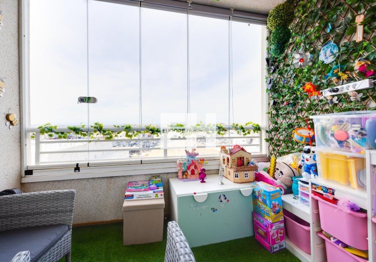 Segunda mano - Apartamento  - Torrevieja - Centro