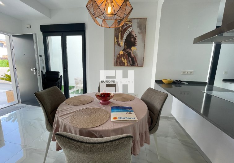 Segunda mano - villa - Benijofar - Costa Blanca