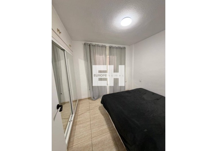 Resale - Apartment - Orihuela Costa - La Regia