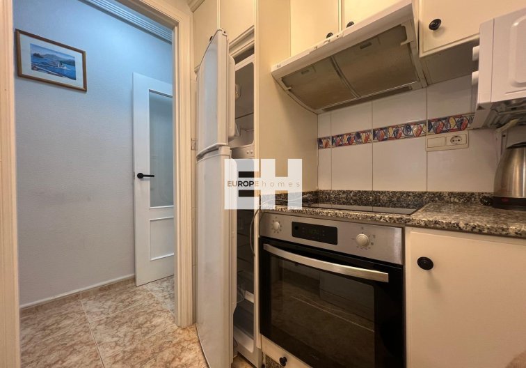 Segunda mano - Apartamento  - Torrevieja - Centro