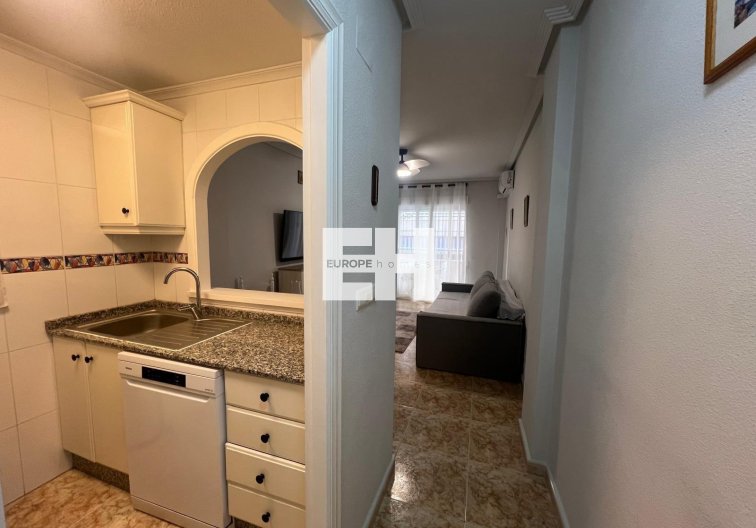 Segunda mano - Apartamento  - Torrevieja - Centro