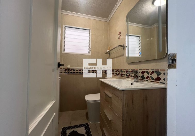 Segunda mano - Apartamento  - Torrevieja - Centro