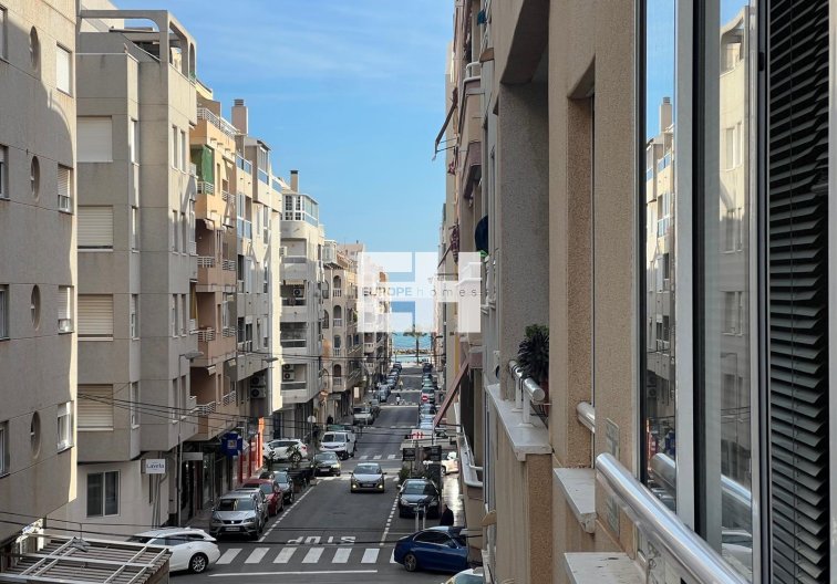 Segunda mano - Apartamento  - Torrevieja - Centro