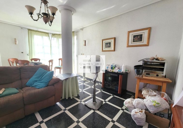 Segunda mano - Apartamento  - Torrevieja - Centro