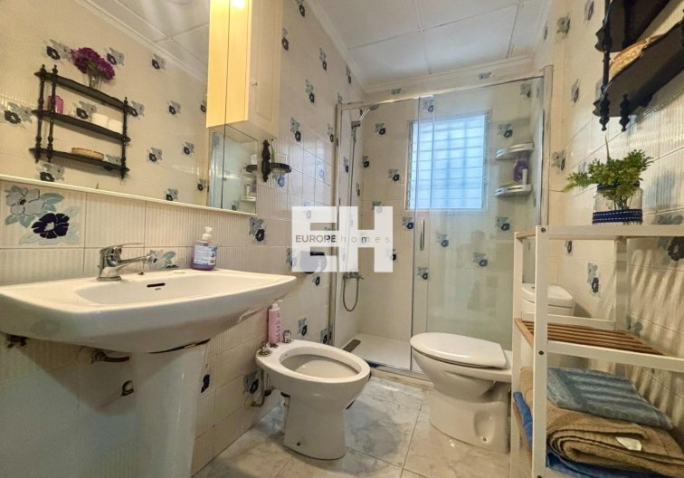 Resale - Apartment - Torrevieja