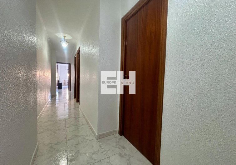 Resale - Apartment - Torrevieja