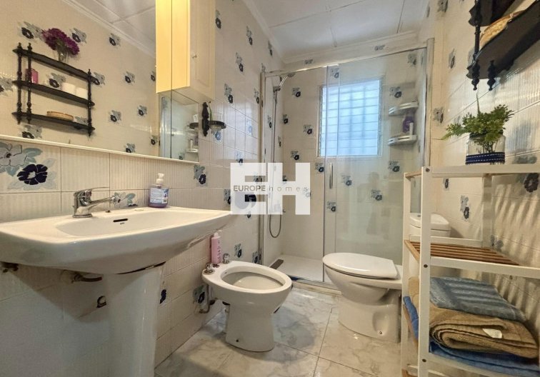 Resale - Apartment - Torrevieja