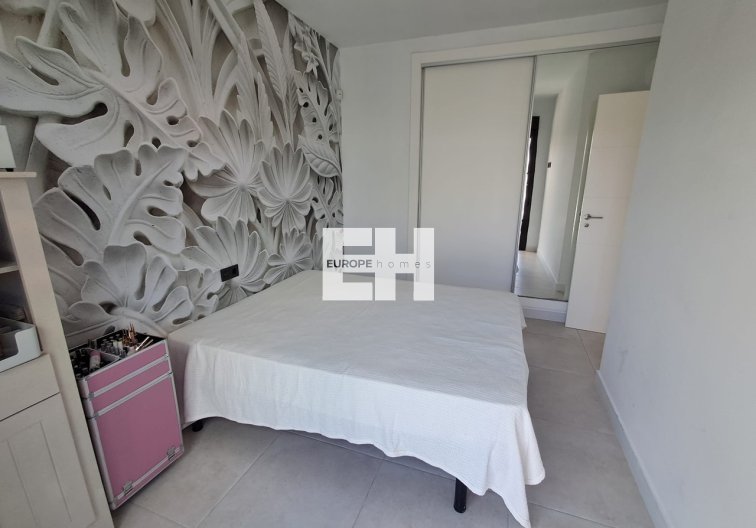 Segunda mano - villa - Cabo Roig - Costa Blanca