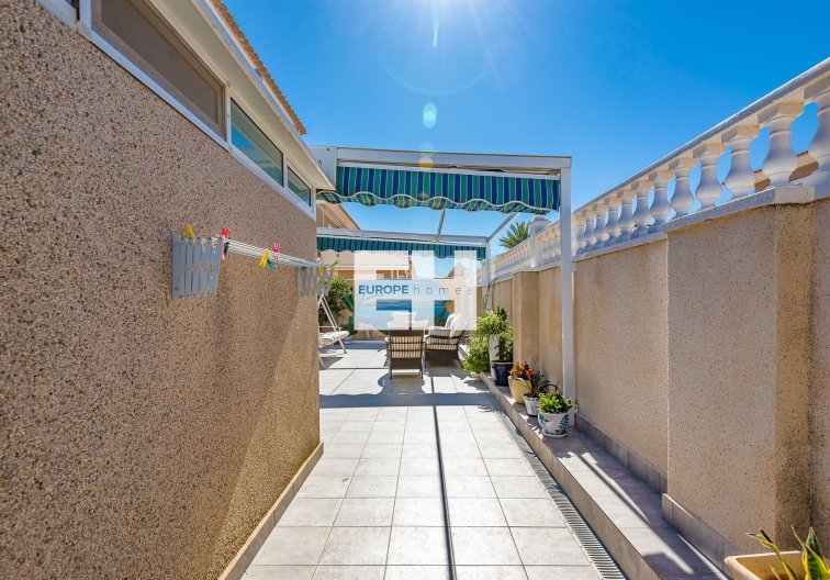 Segunda mano - villa - Torrevieja - Costa Blanca