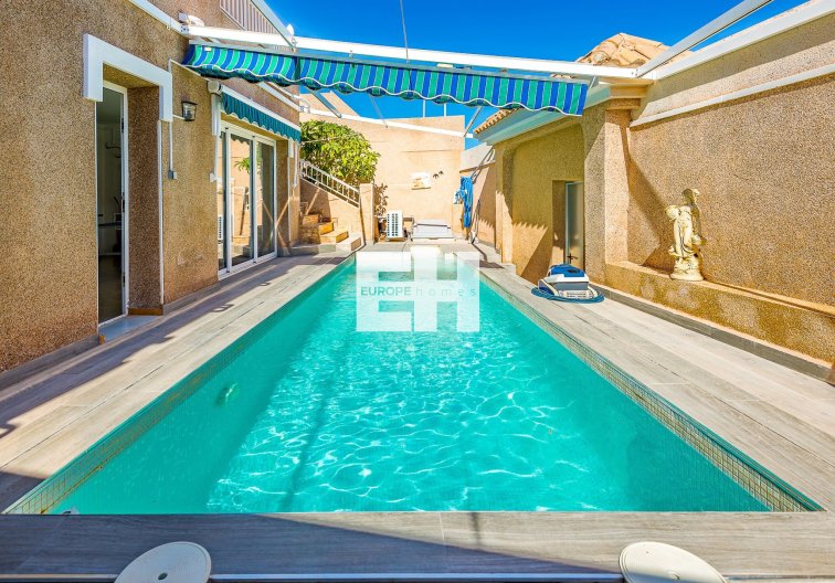 Segunda mano - villa - Torrevieja - Costa Blanca