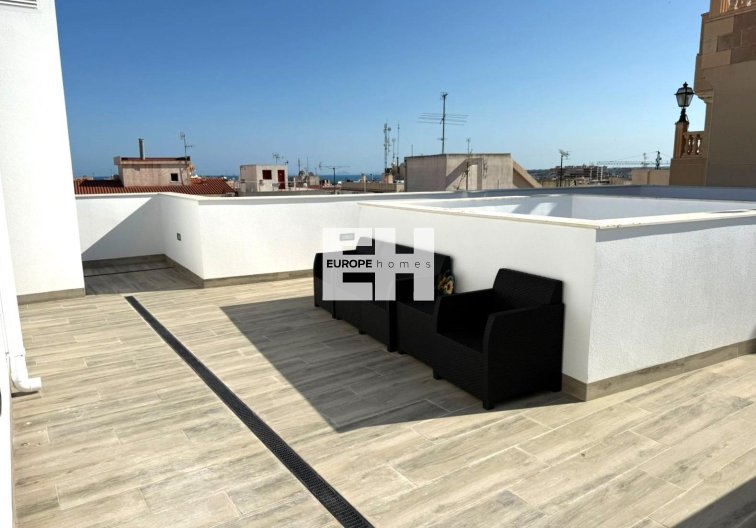 Segunda mano - Apartamento  - Torrevieja - Parque De Las Naciones