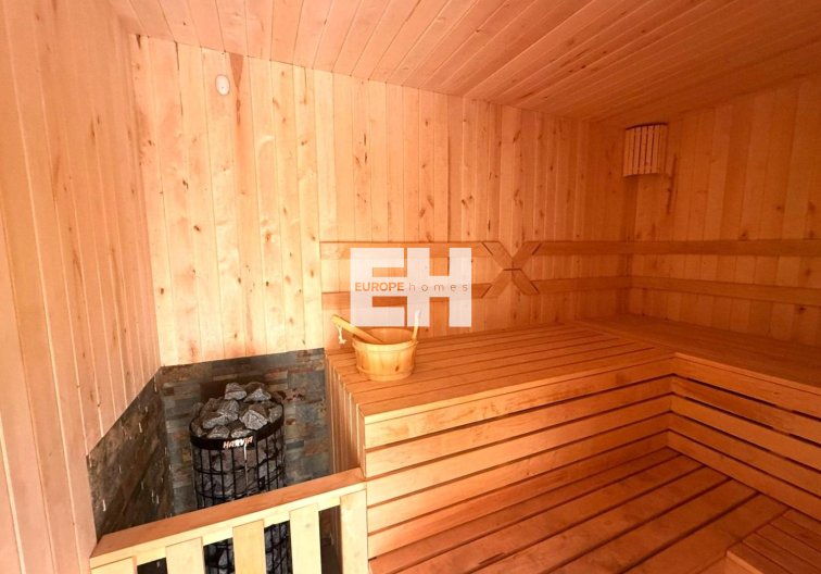 Segunda mano - Apartamento  - Torrevieja - Parque De Las Naciones