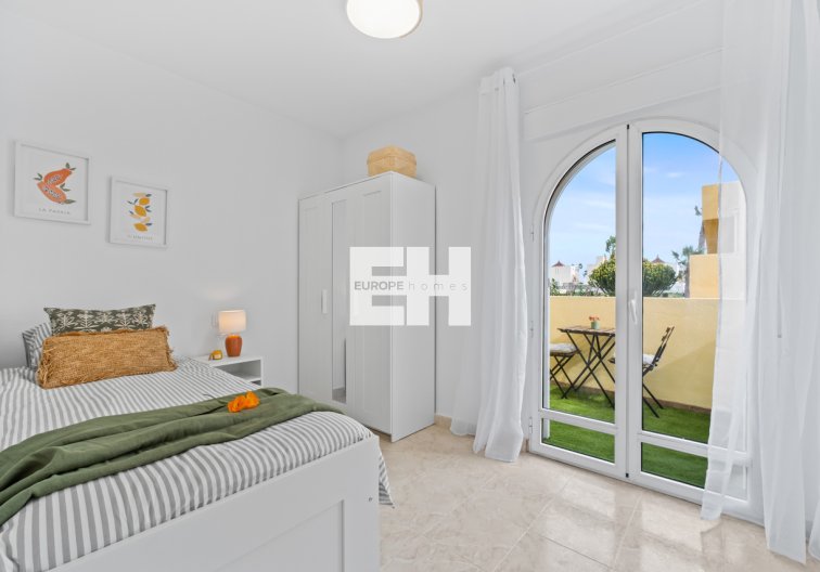 Segunda mano - town house - Playa Flamenca - Costa Blanca