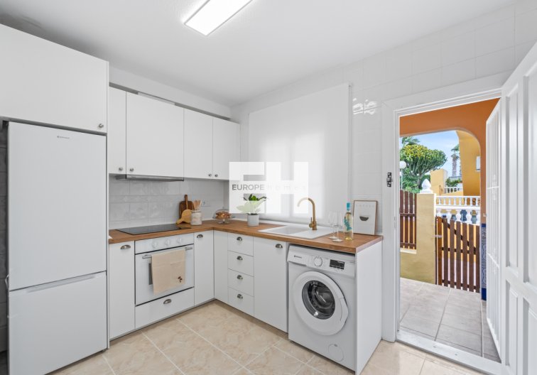 Segunda mano - town house - La Florida - Inland