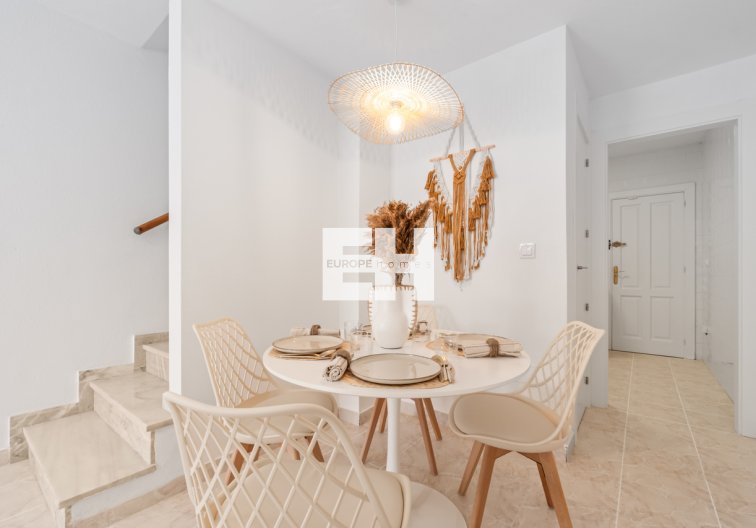 Segunda mano - town house - La Florida - Inland