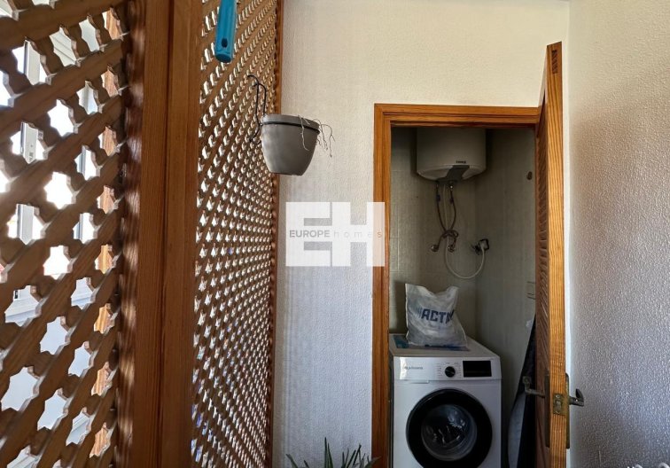 Segunda mano - Apartamento  - Torrevieja - Centro