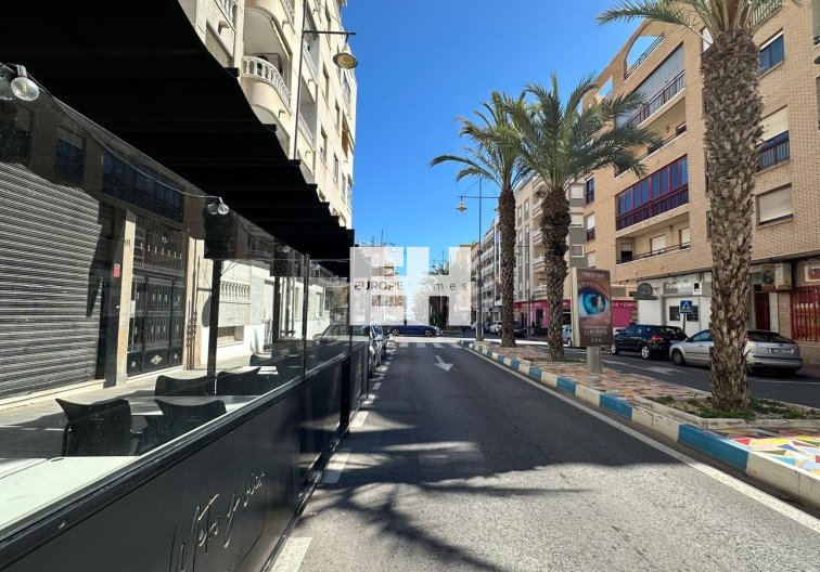 Segunda mano - Apartamento  - Torrevieja - Centro