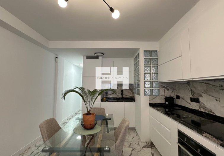 Segunda mano - Apartamento  - Torrevieja - Playa del Cura