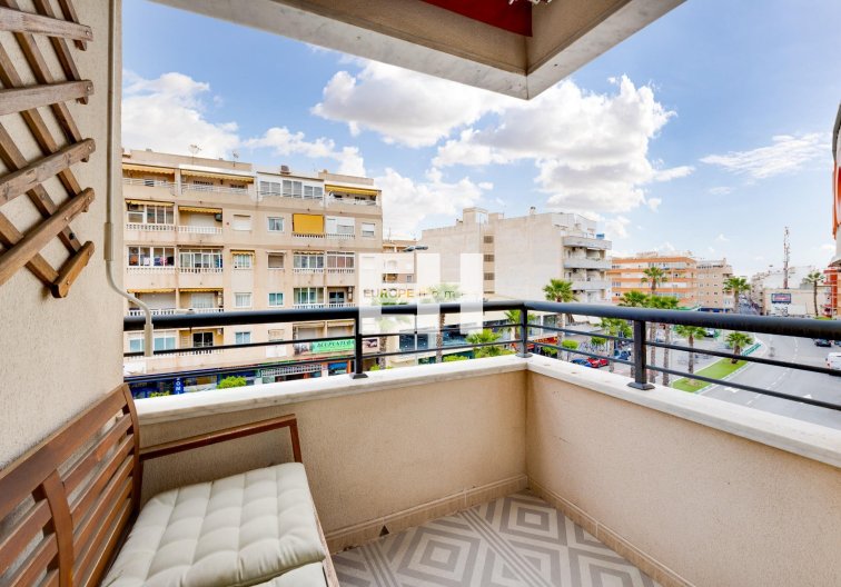 Segunda mano - Apartamento  - Torrevieja - Centro