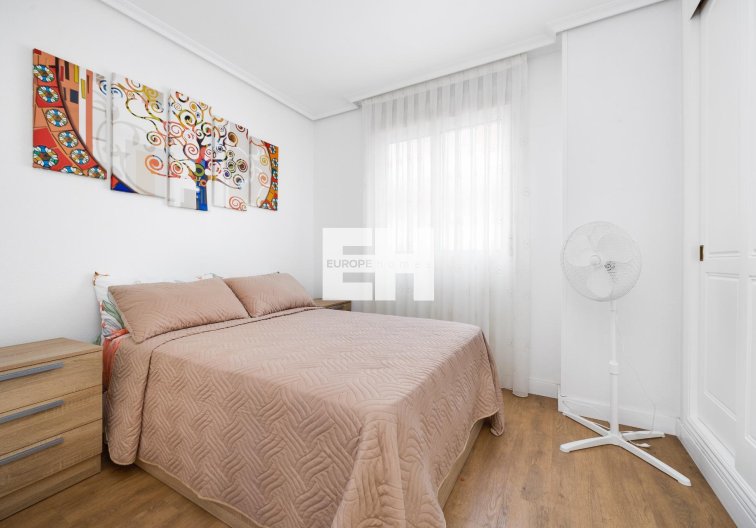Segunda mano - Apartamento  - Torrevieja - Centro