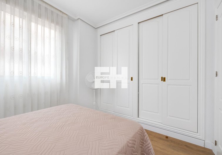 Segunda mano - Apartamento  - Torrevieja - Centro