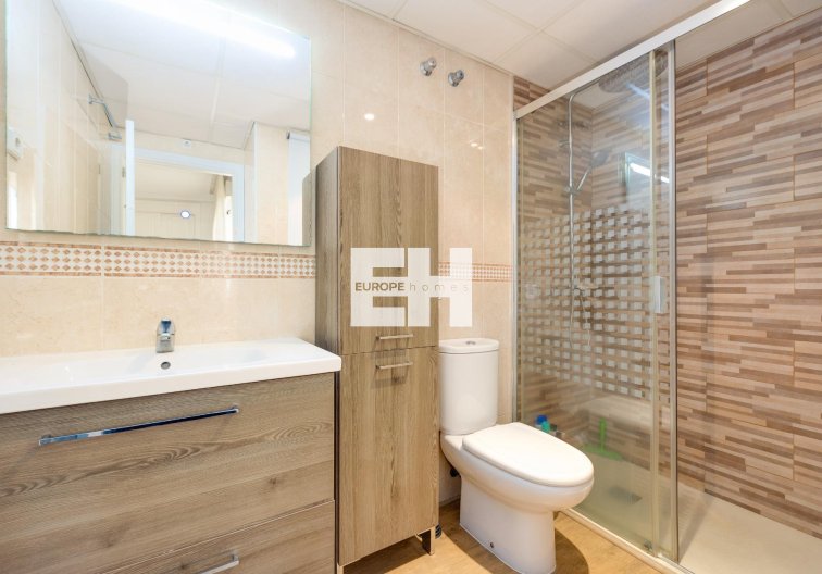 Segunda mano - Apartamento  - Torrevieja - Centro