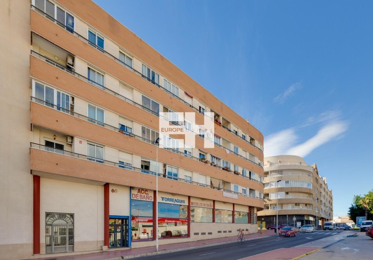 Segunda mano - Apartamento  - Torrevieja - Centro