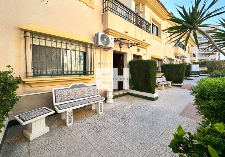 Segunda mano - town house - Orihuela Costa - Costa Blanca