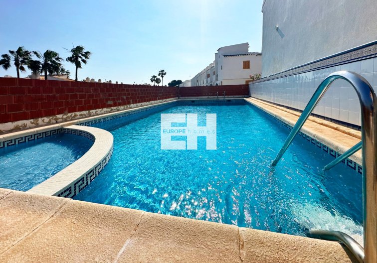 Segunda mano - town house - Orihuela Costa - Costa Blanca