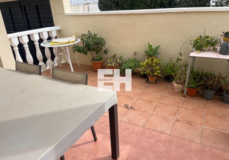 Segunda mano - Duplex - San Miguel de Salinas - Las Filipinas