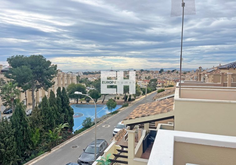 Segunda mano - Duplex - San Miguel de Salinas - Las Filipinas