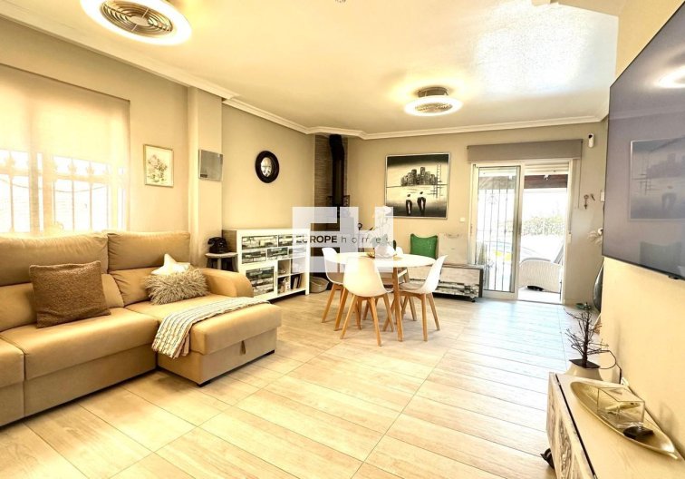 Segunda mano - villa - Orihuela Costa - La Regia