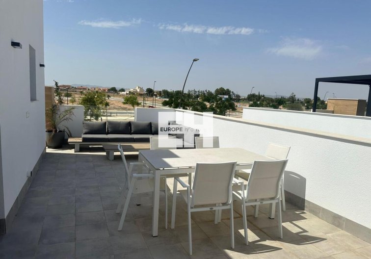 Segunda mano - villa - Roldan - Inland