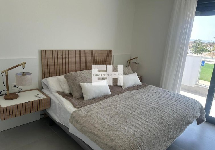 Segunda mano - villa - Roldan - Inland