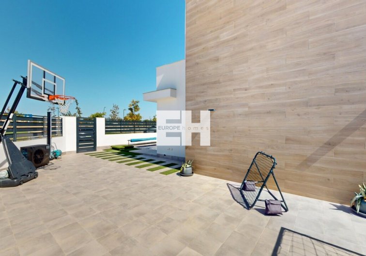 Segunda mano - villa - Roldan - Inland