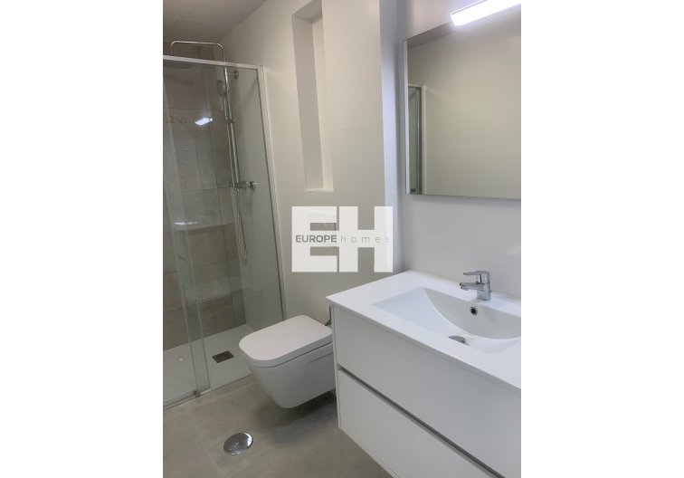 Segunda mano - villa - Roldan - Inland