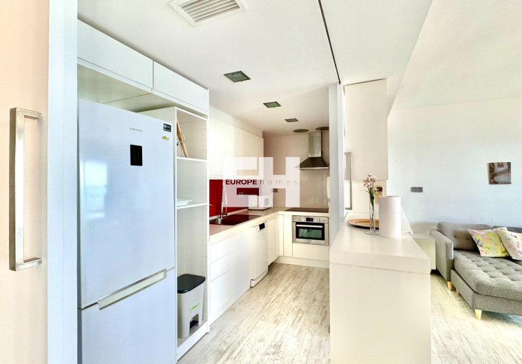 Segunda mano - Apartamento  - Torrevieja - Estacion De Autobuses