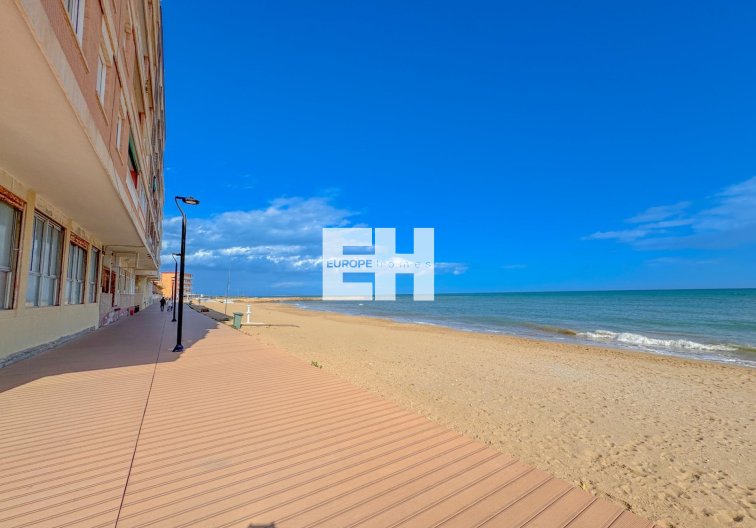 Segunda mano - Apartamento  - Torrevieja - La Mata Pueblo