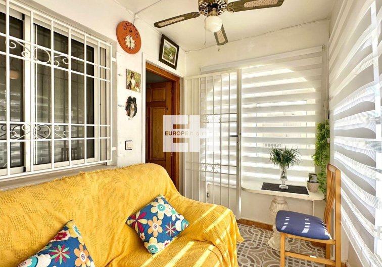 Segunda mano - Bungalow - Torrevieja - El Limonar