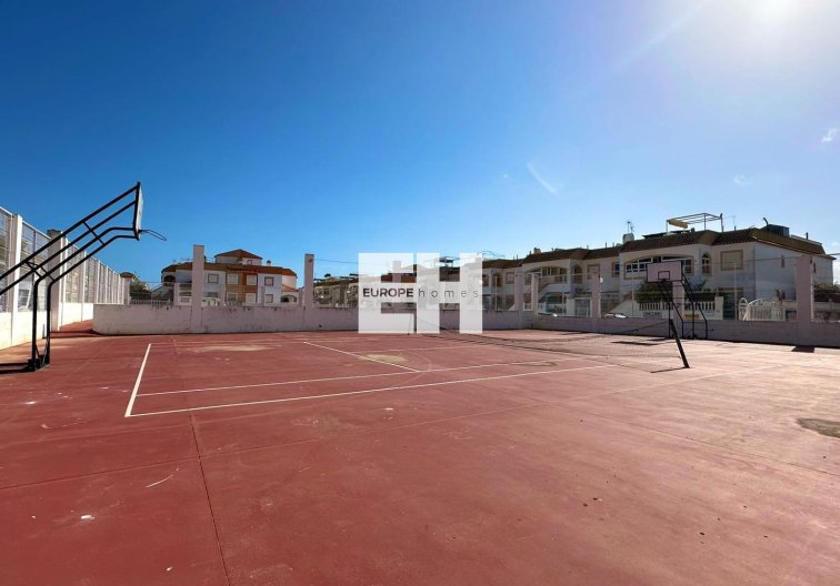 Segunda mano - Bungalow - Torrevieja - El Limonar