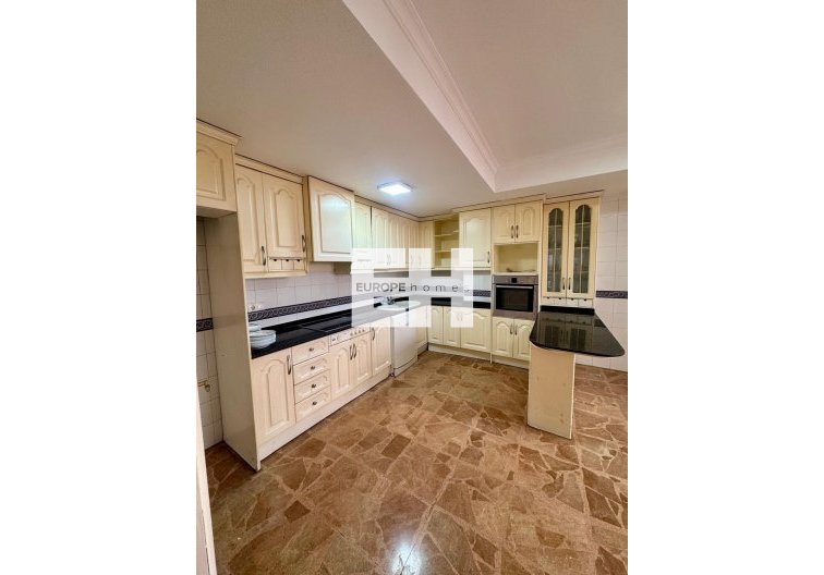 Segunda mano - Apartamento  - Torrevieja - Centro