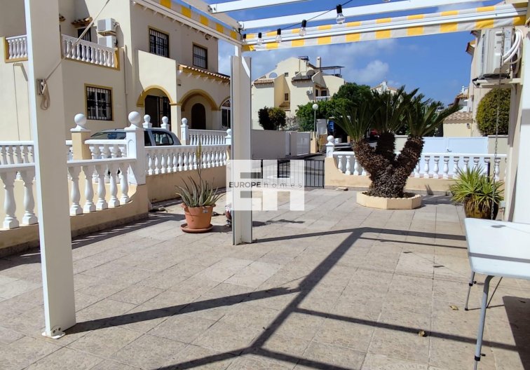 Segunda mano - Bungalow - Orihuela - Urbanización Perla Del Mar