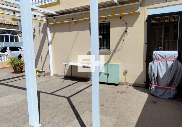 Segunda mano - Bungalow - Orihuela - Urbanización Perla Del Mar