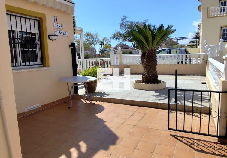 Segunda mano - Bungalow - Orihuela - Urbanización Perla Del Mar