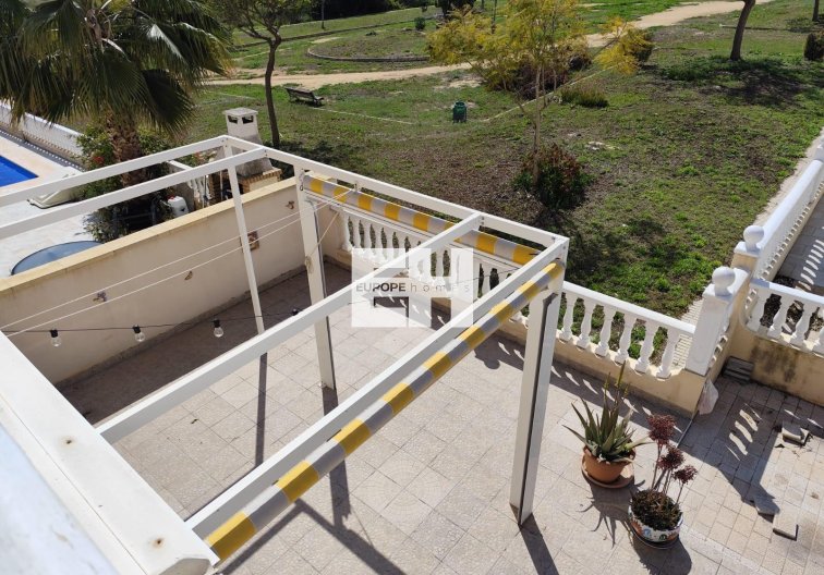 Segunda mano - Bungalow - Orihuela - Urbanización Perla Del Mar