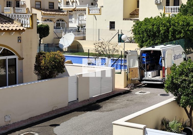 Segunda mano - Bungalow - Orihuela - Urbanización Perla Del Mar