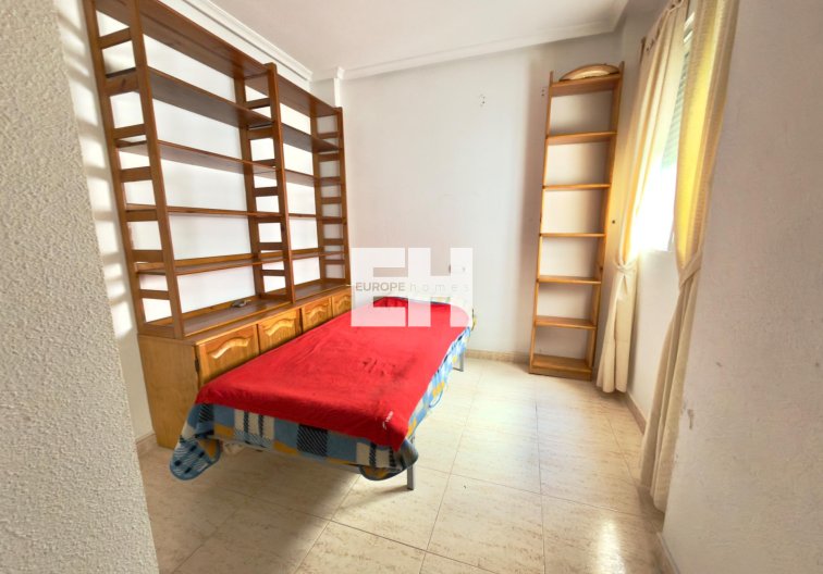 Segunda mano - Apartamento  - Torrevieja - Parque De Las Naciones